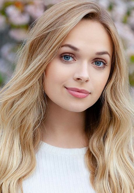 Alyssa Jirrels sexy akt archiv