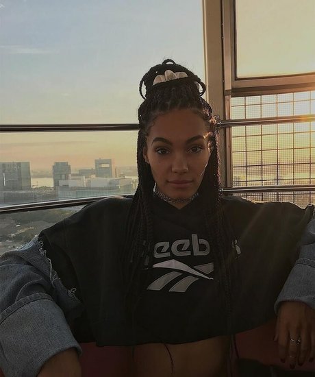 Alexis Gaube exklusive akt galerie