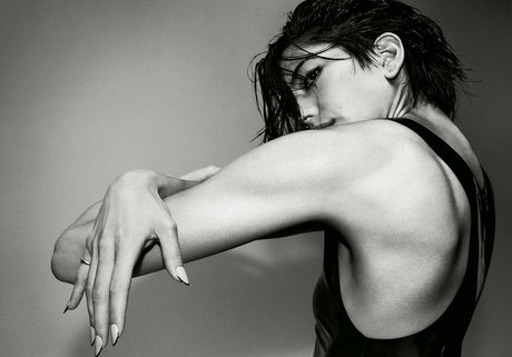 Sonoya Mizuno kunst top foto