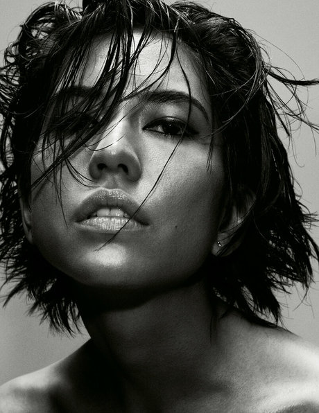 Sonoya Mizuno top schöne galerie