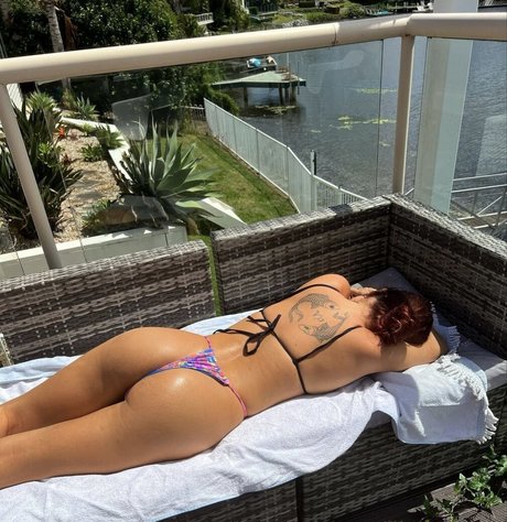 asiatische lesbische onlyfans akt bilder