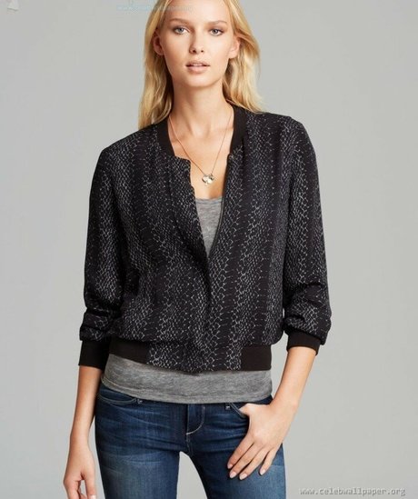 Adriana Cernanova exklusive nacktheit fotos