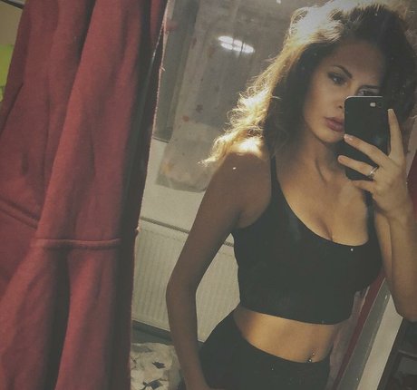 Jana Milena hd nackt foto