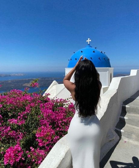 Tima Ibrahim kostenlose erotische bild