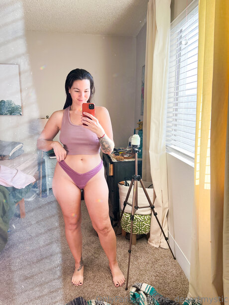 the desertmystic model exklusive galerie