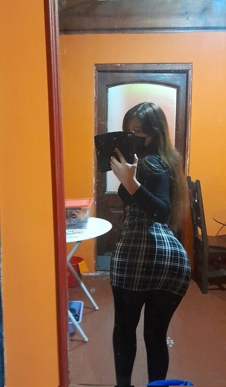 Mazapaw sexy nackt foto