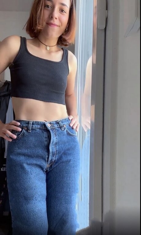 Lou Howard nacktheit exklusive fotos