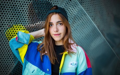 Lou Howard hübsche xxx archiv