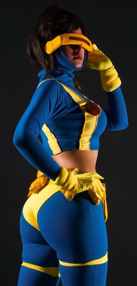 Yaku Cosplay xxx sexy bilder