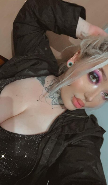 courtneybt1ts top heiße foto