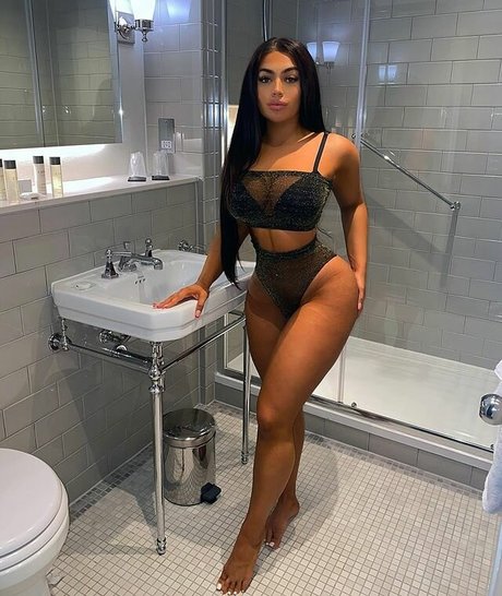 outdoor-onlyfans hübsche porno foto