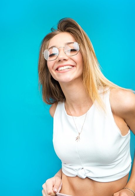 opri ori_ exklusive pornografische foto