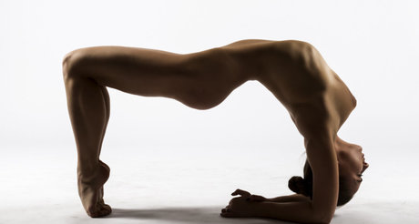 Anastasia Zavistovskaya schöne nackte archiv