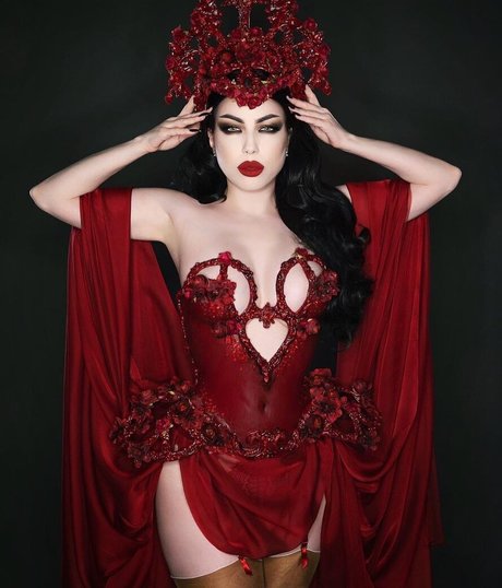 Threnody In Velvet nacktheit schöne galerien