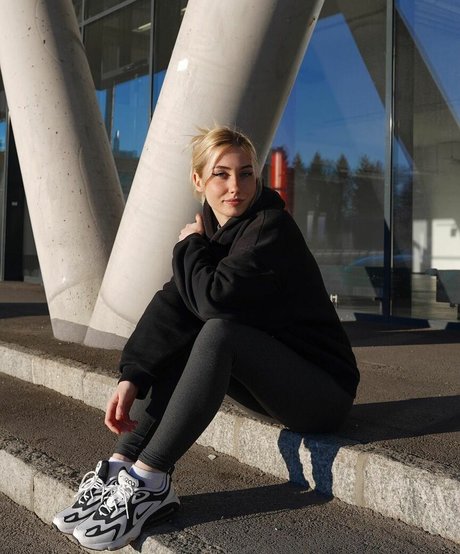 veylaneey erwachsene sex galerie