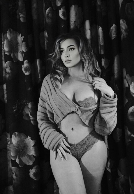 Torias Secret model nackte bilder