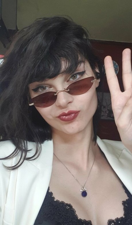 Niki Zmf freie exklusive foto