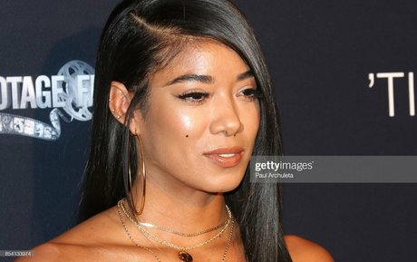 Mila J beste top bilder