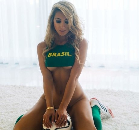 schwuler influencer onlyfans nacktheit sex bild