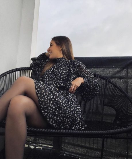 Apollinegrmz exklusive galerien