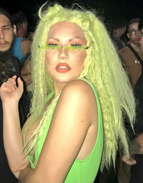 großer schwanz trans-onlyfans sexy nackten bilder