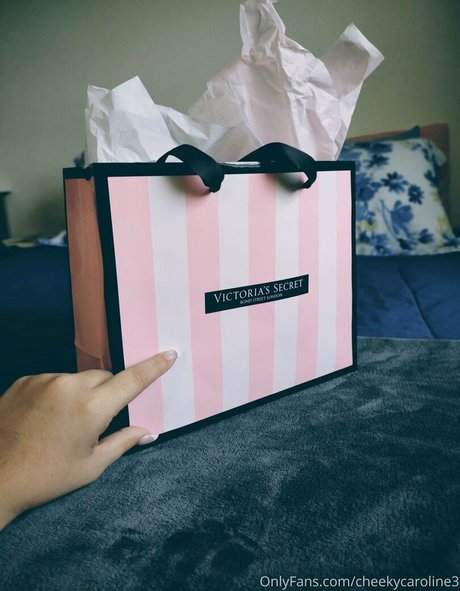 carolinecheeks xxx perfekte archiv