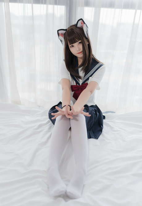 Kagami nackt heiße galerie