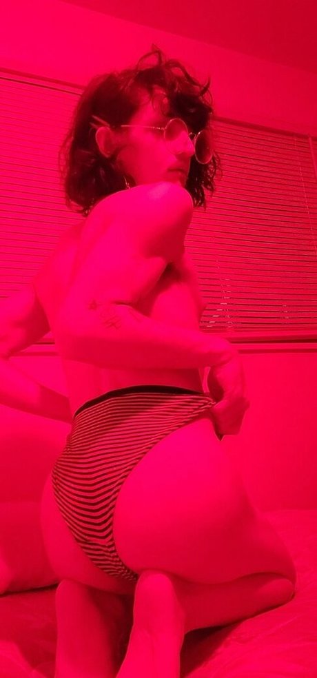 Addy Eden top nackt galerie