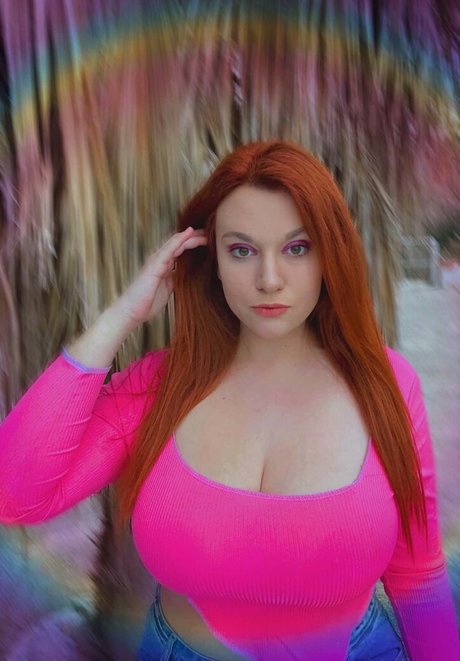 flugbegleiterin onlyfans hübsche nackte archiv