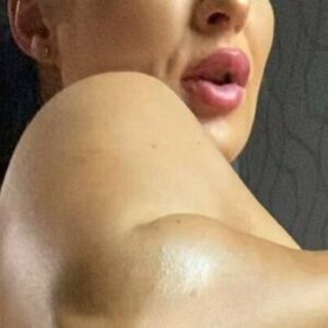 Chloe Lloyd kostenlose heiße bilder