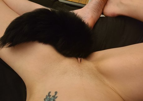 ch3rry x top pornographische bild