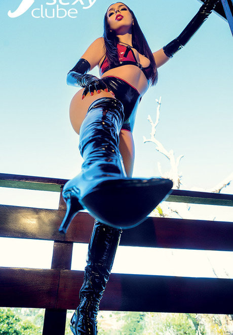 Lady Brigitte model heiße galerien