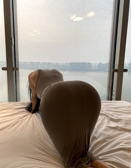 QianniuTT nackt porno archiv