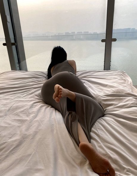 QianniuTT pornografische galerien