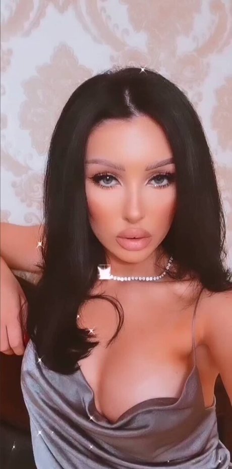 Denise Caissim perfekte akt galerien