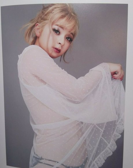 Mai Mizuhashi schauspielerin schöne bilder