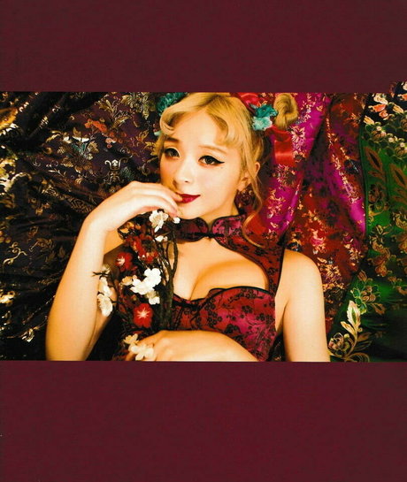 Mai Mizuhashi pornostar nackt bild