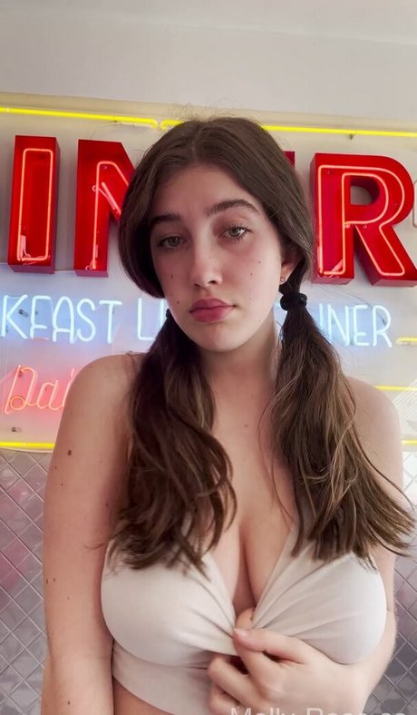 Molly Barkasy nacktheit sexy bilder