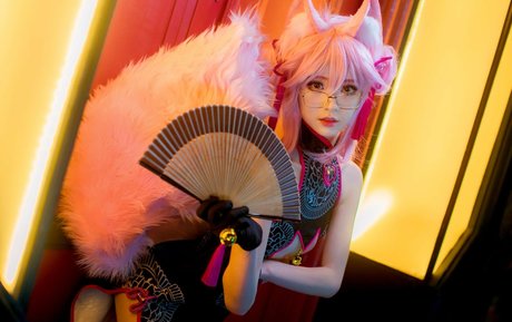 Aru rinh erwachsene nackte galerie