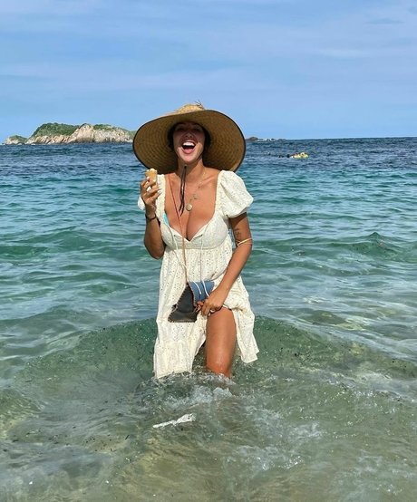 Jackie Cruz schauspielerin heiße archiv