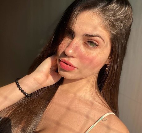 BSN Duarte schauspielerin hübsche bilder