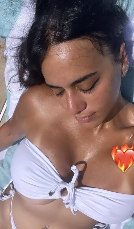 nana beno perfekte akt foto