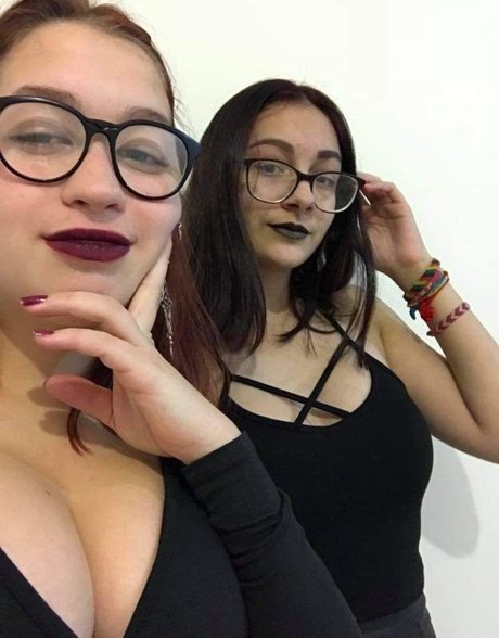 Montselopezz freie erwachsene fotos