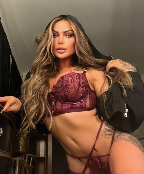 Khloe Rose Jackson schauspielerin sexy fotos