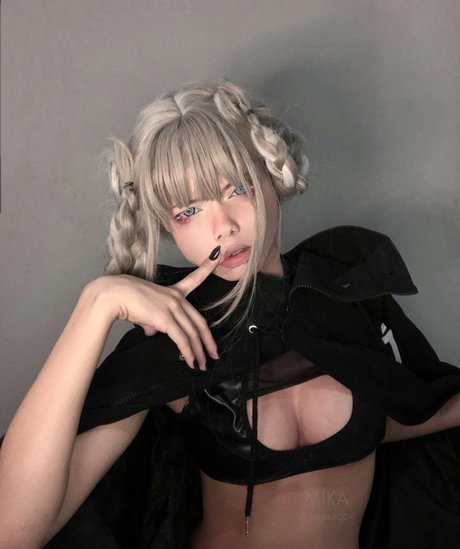 mikaccr heiße nackt foto