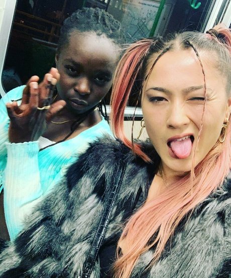 Gronya Somerville kunst porno archiv