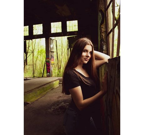 Jasmin Lutke schauspielerin akt bilder