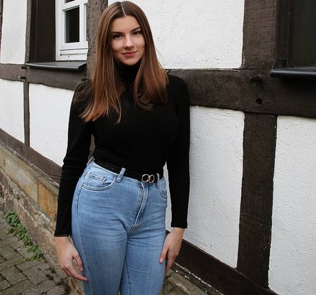 Jasmin Lutke beste sex archiv