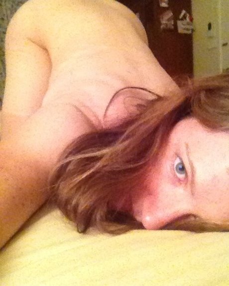 Lauren Kitchen model sexy galerien