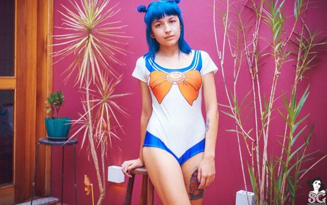 Wingsweak schauspielerin hd bild